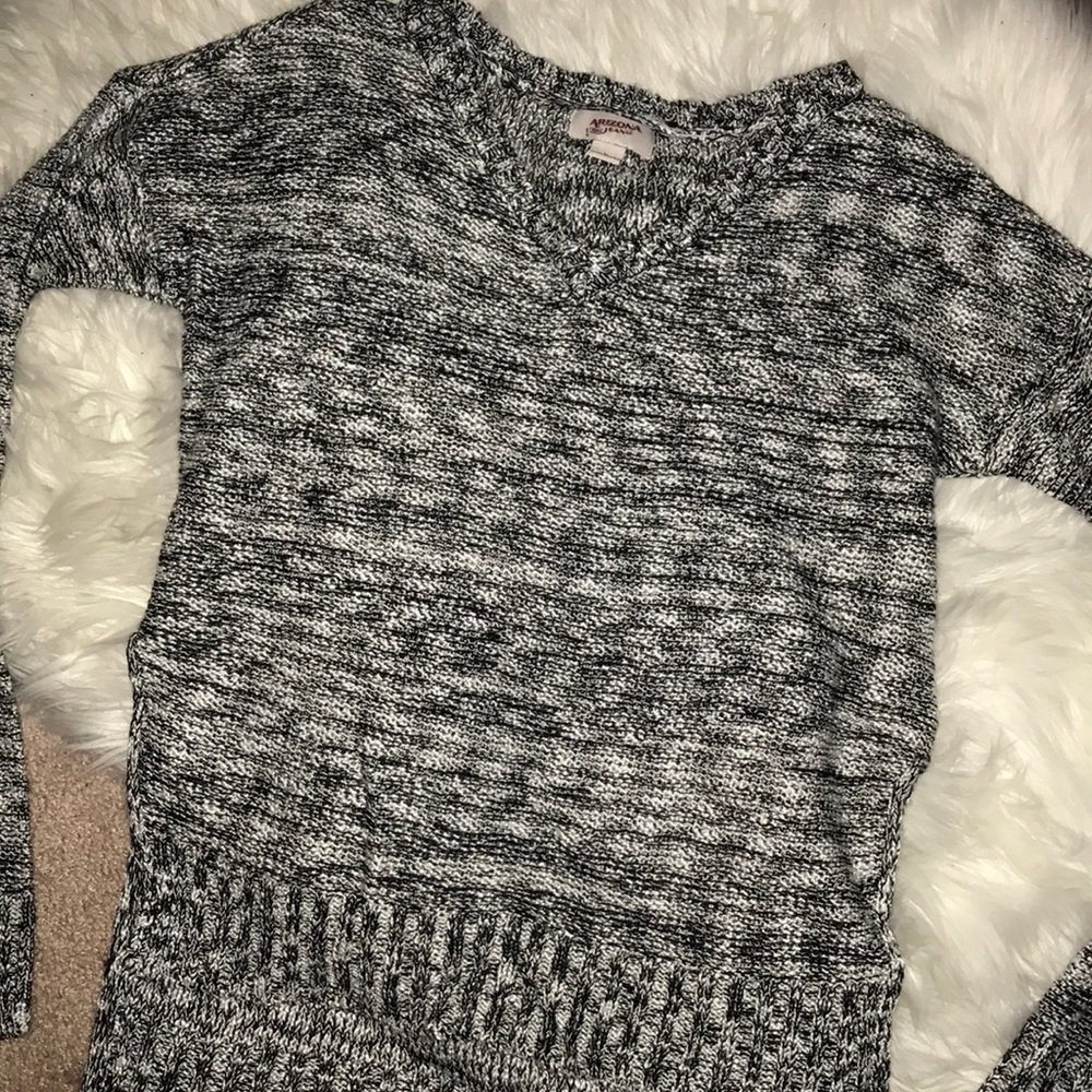 Black&white sweater